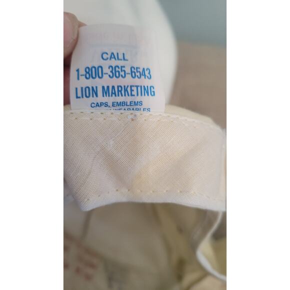 Vintage WWII Veteran Hat USA Made Lion Wear Cream Navy Snapback Cap - Picture 8 of 8